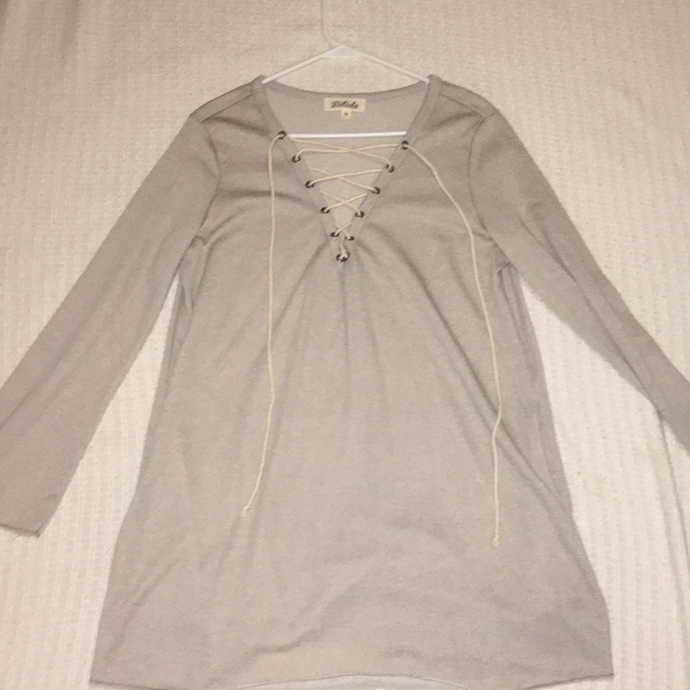Criss Cross long top